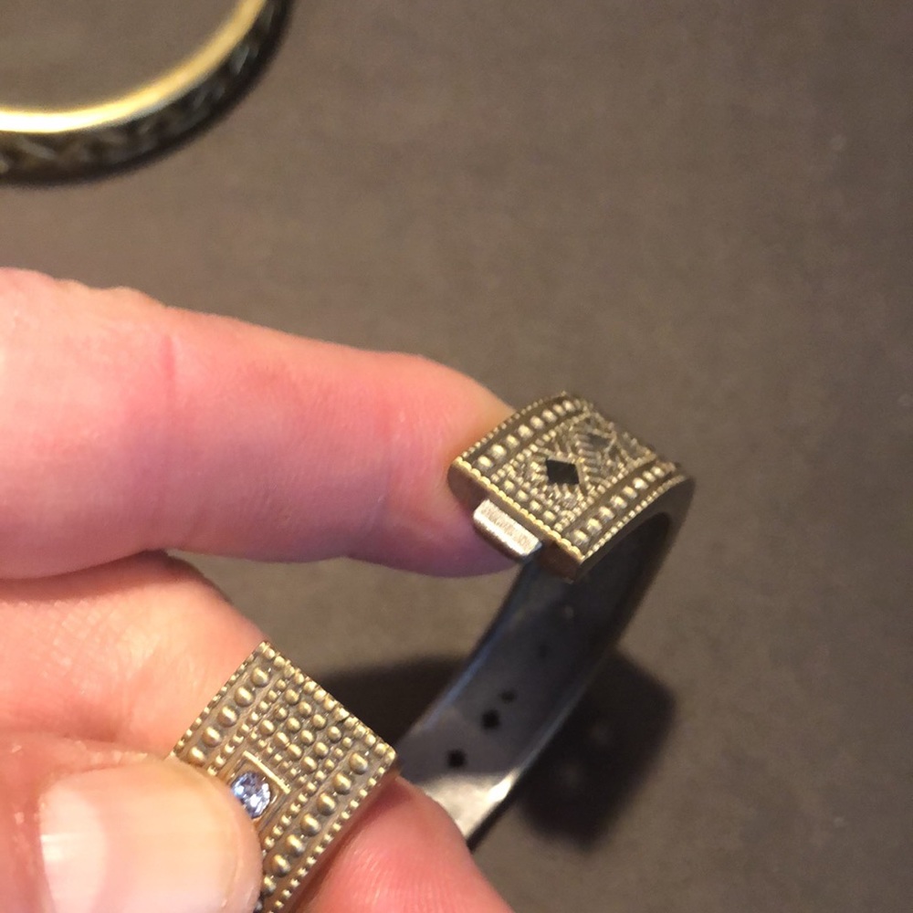 Beautiful Heidi daus  bangle bracelet . - Picture 3 of 4